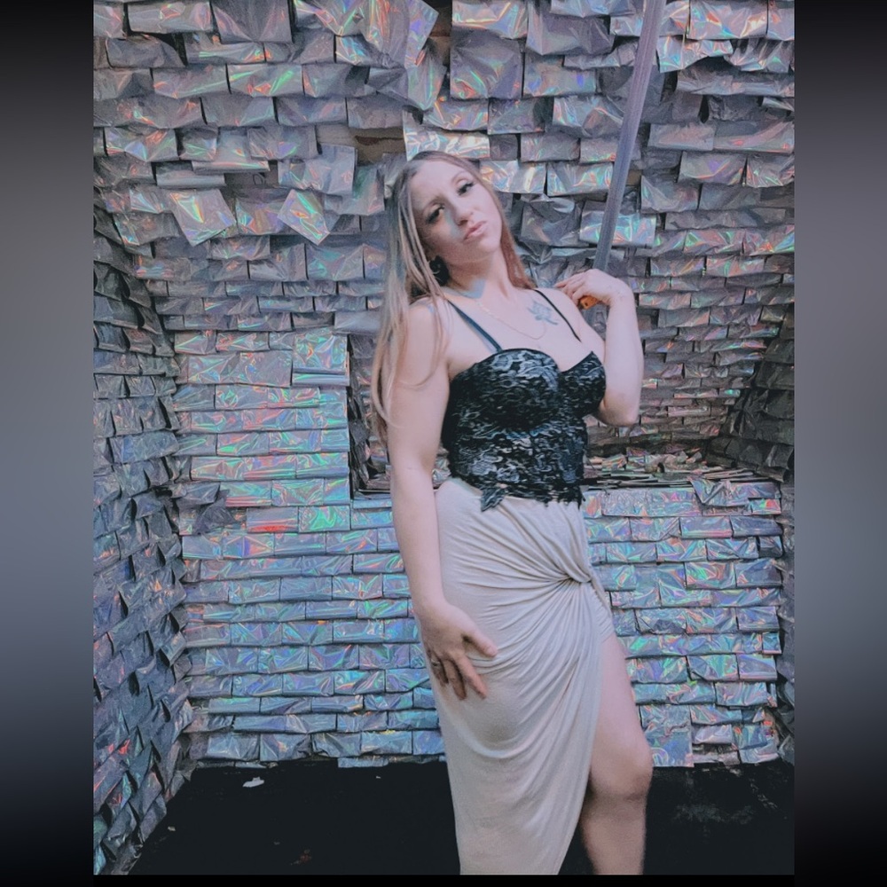 Meet your Posher, Sandra